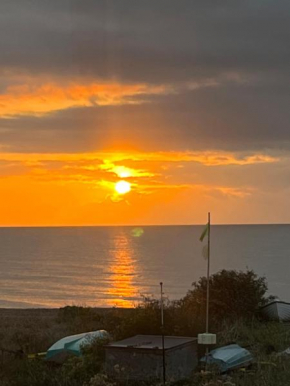 Beautiful 2 bedroom beach getaway